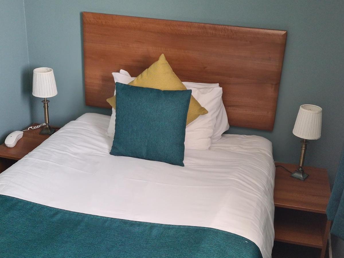 Dunmuir Hotel Dunbar Bagian luar foto