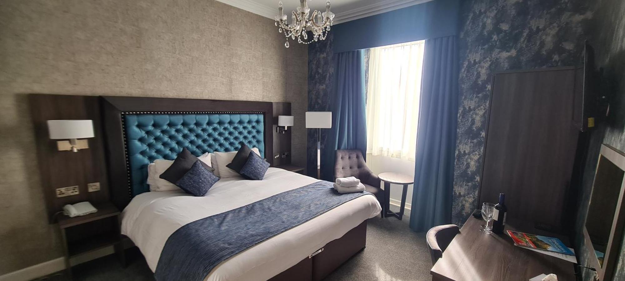 Dunmuir Hotel Dunbar Bagian luar foto